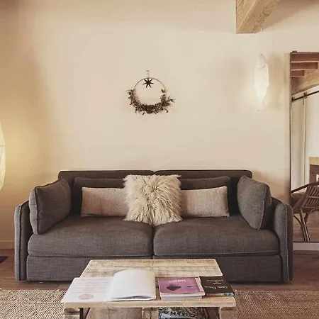Casa Diana - B - By Lohodihomes
